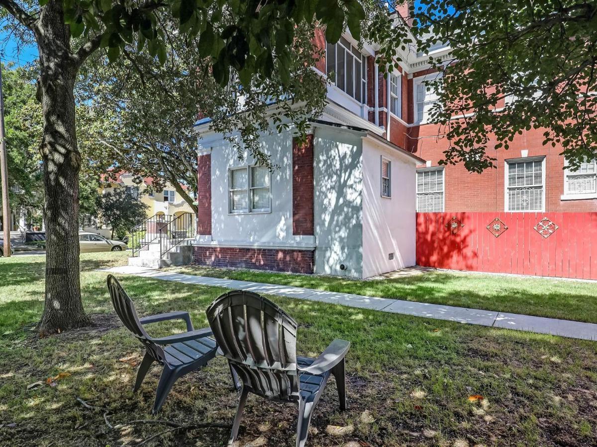 Drayton Place Carriage Unit 1 Apartment *
